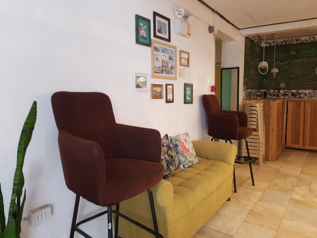 Go Surfari House Hostel Baler Ngoại thất bức ảnh