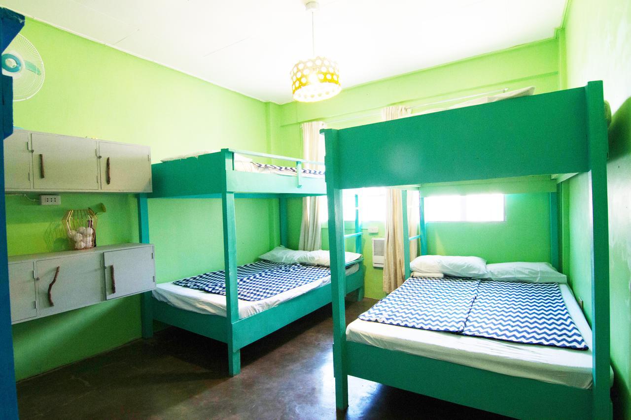 Go Surfari House Hostel Baler Ngoại thất bức ảnh