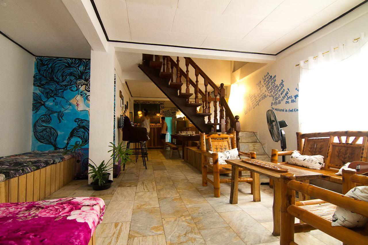 Go Surfari House Hostel Baler Ngoại thất bức ảnh
