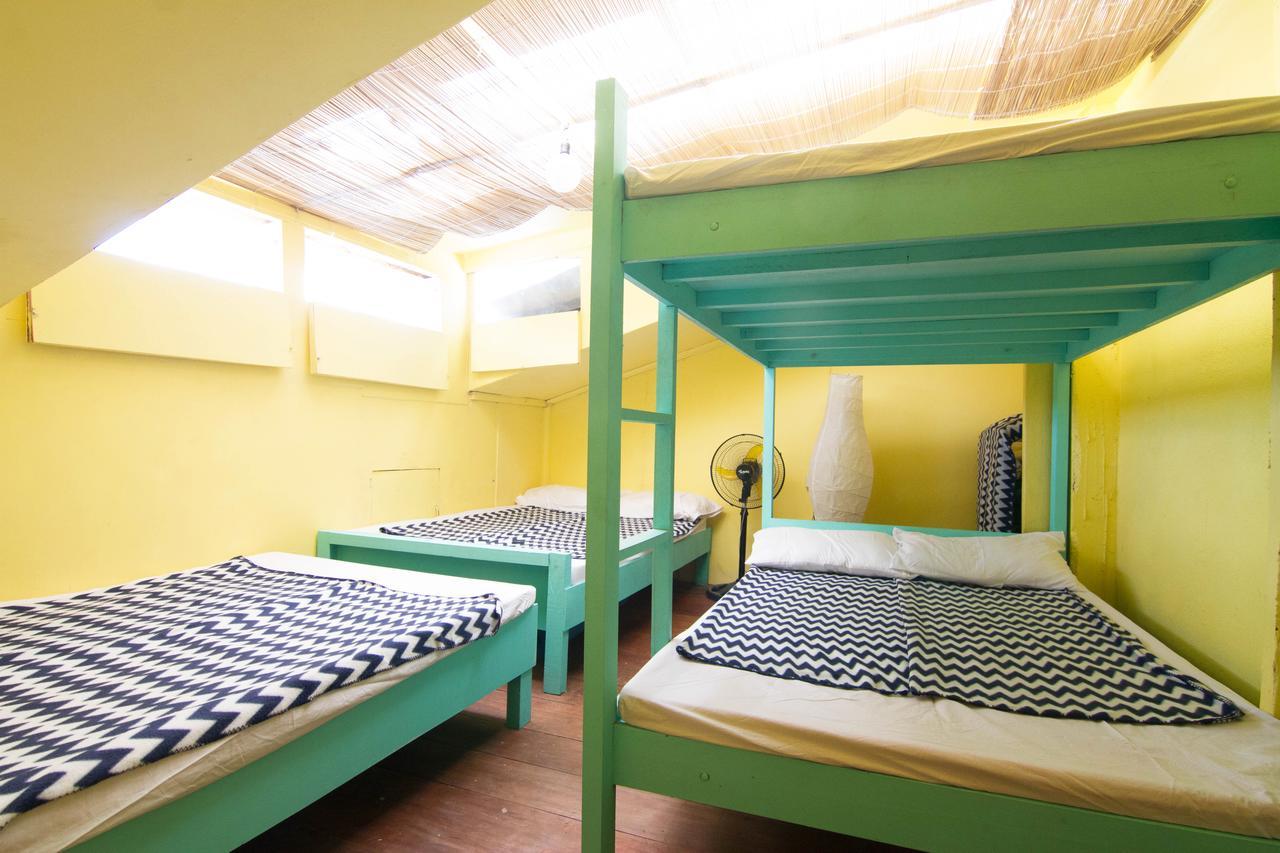 Go Surfari House Hostel Baler Ngoại thất bức ảnh